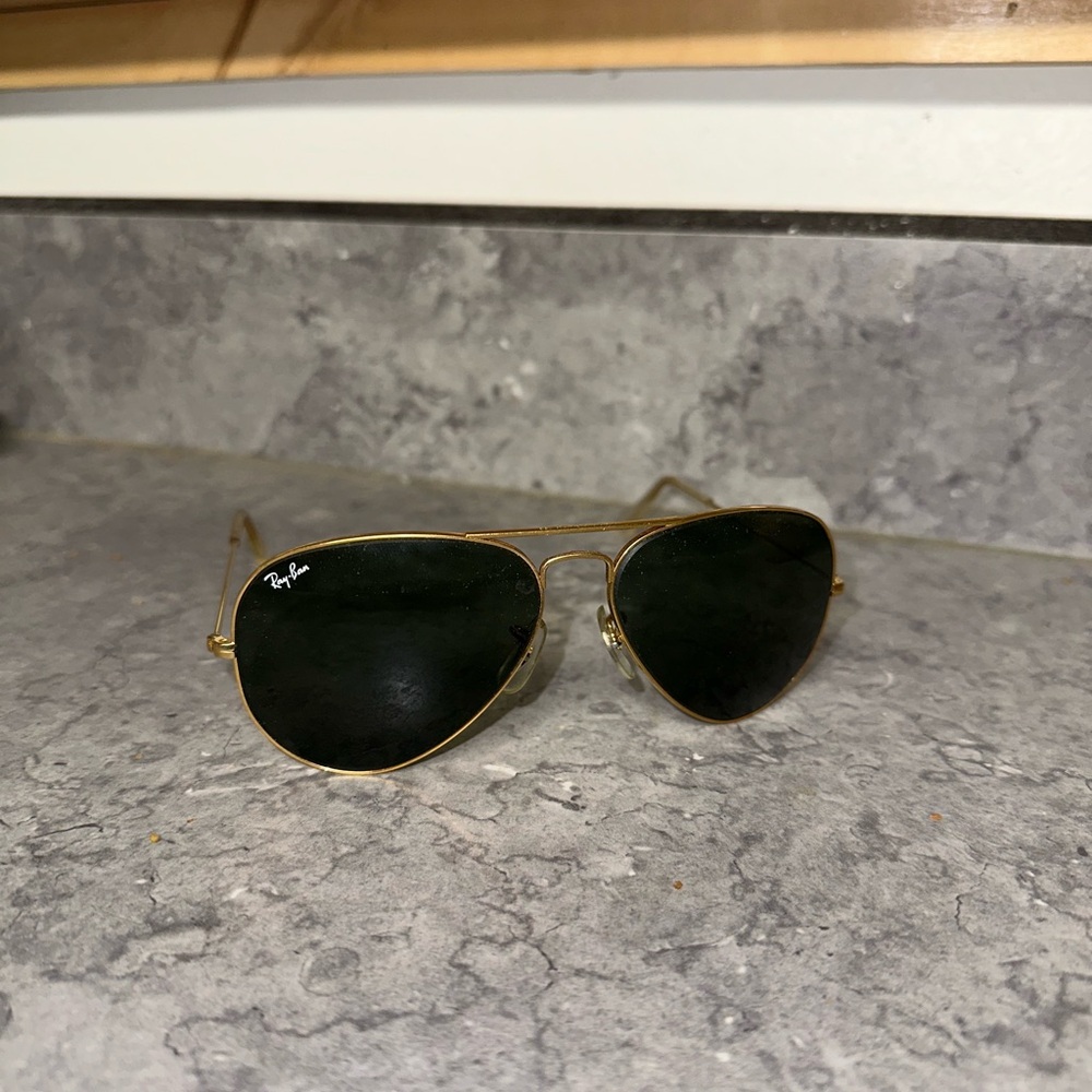 Ray-Ban Gold Aviator Sunglasses